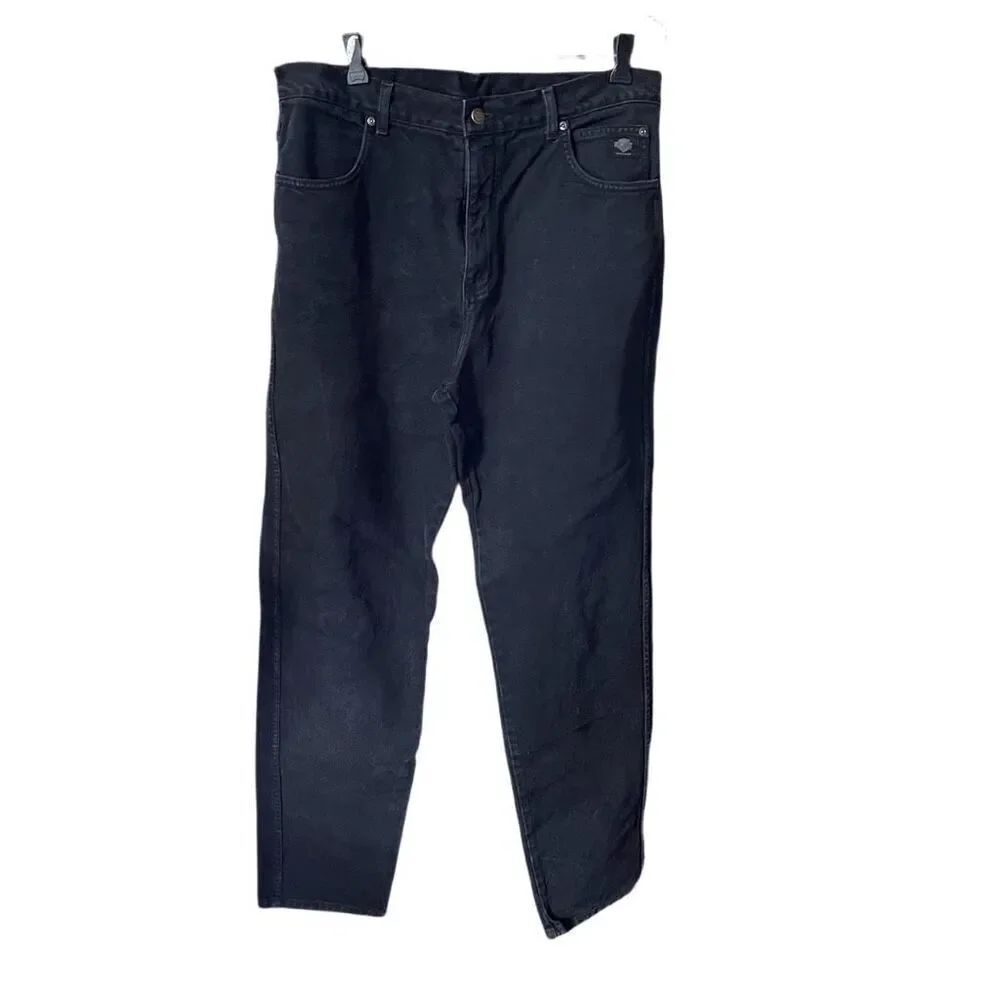 NWT Levi’s 31/30 black high rise skinny corduroy pants.